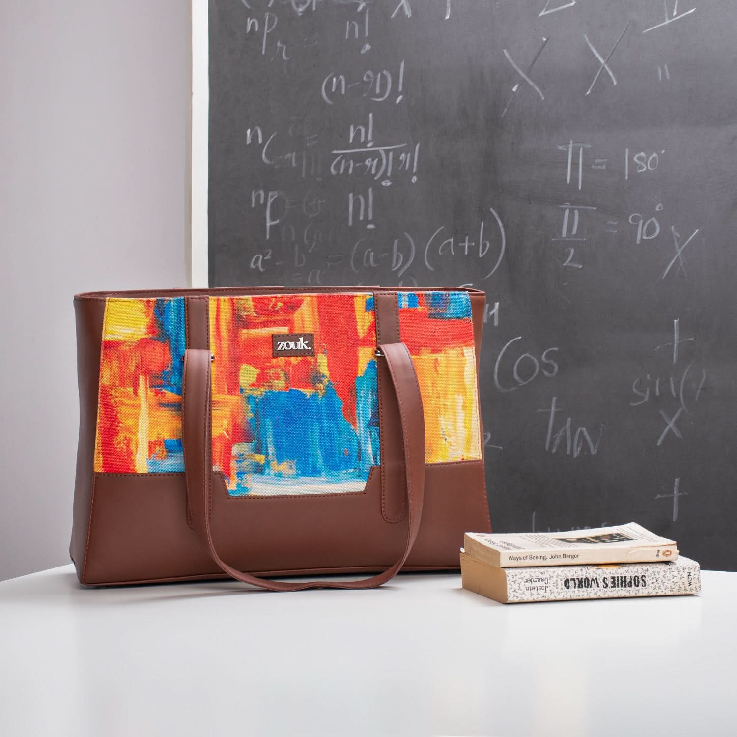 Zouk Abstract Amaze Maya Multitasker Tote Bag - Image 2