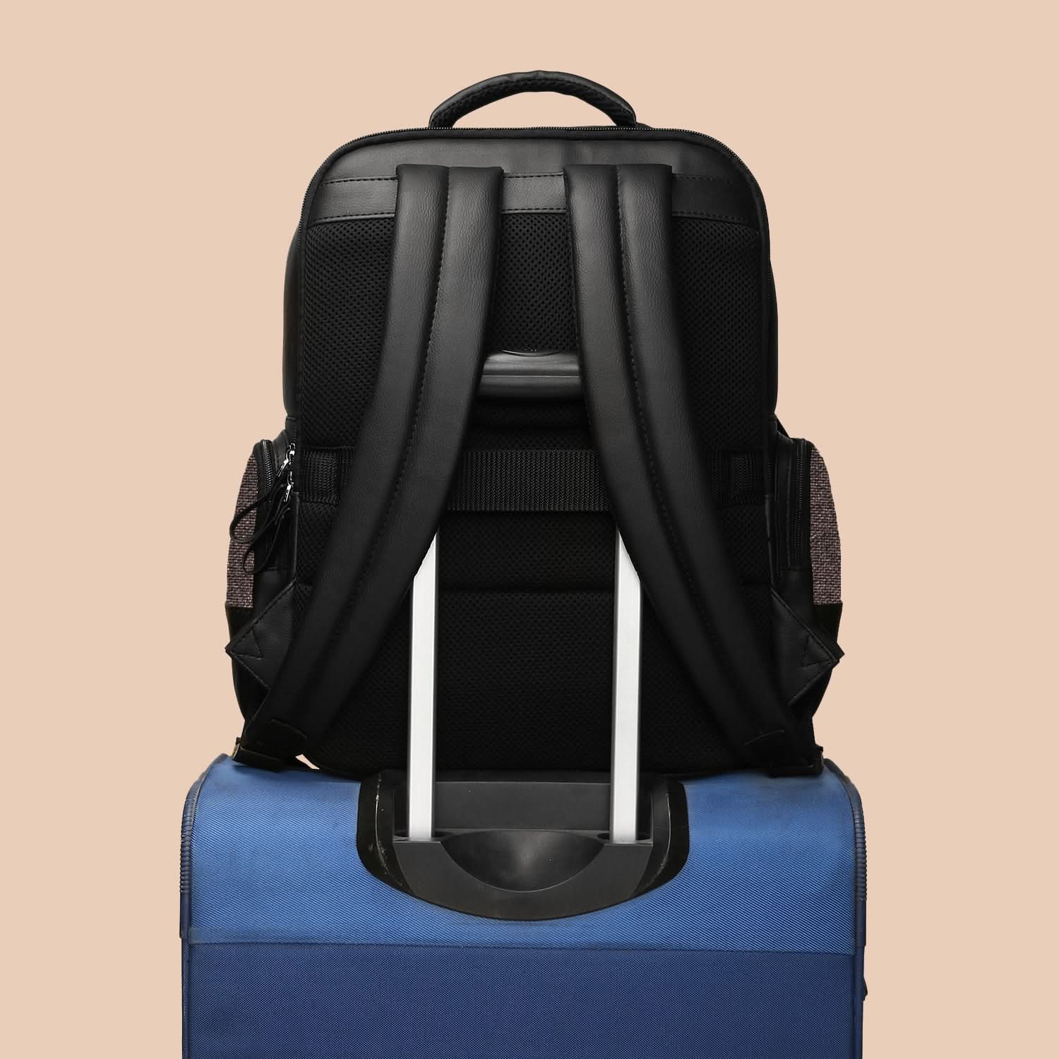 Bristel Men's Pro Backpack - Image 9