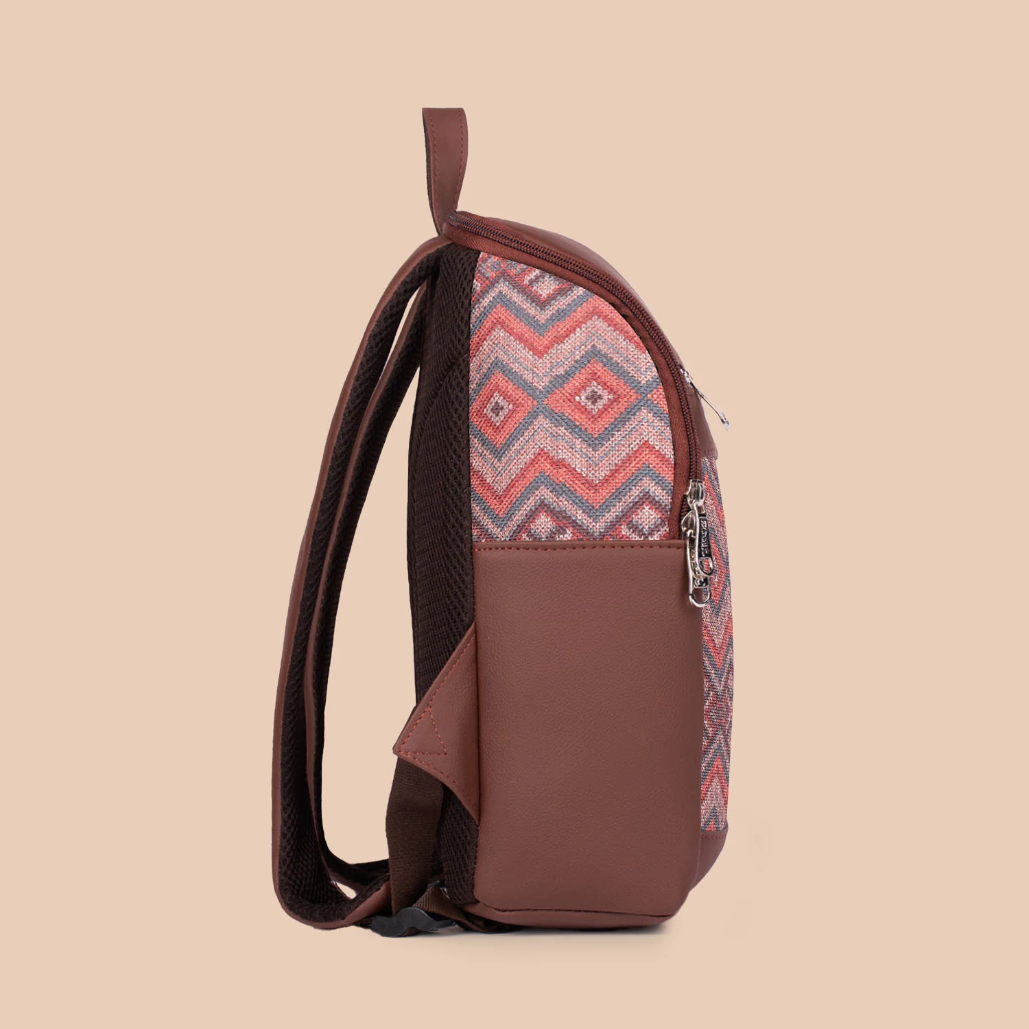 Gwalior Weaves Amalia Daypack - Image 8
