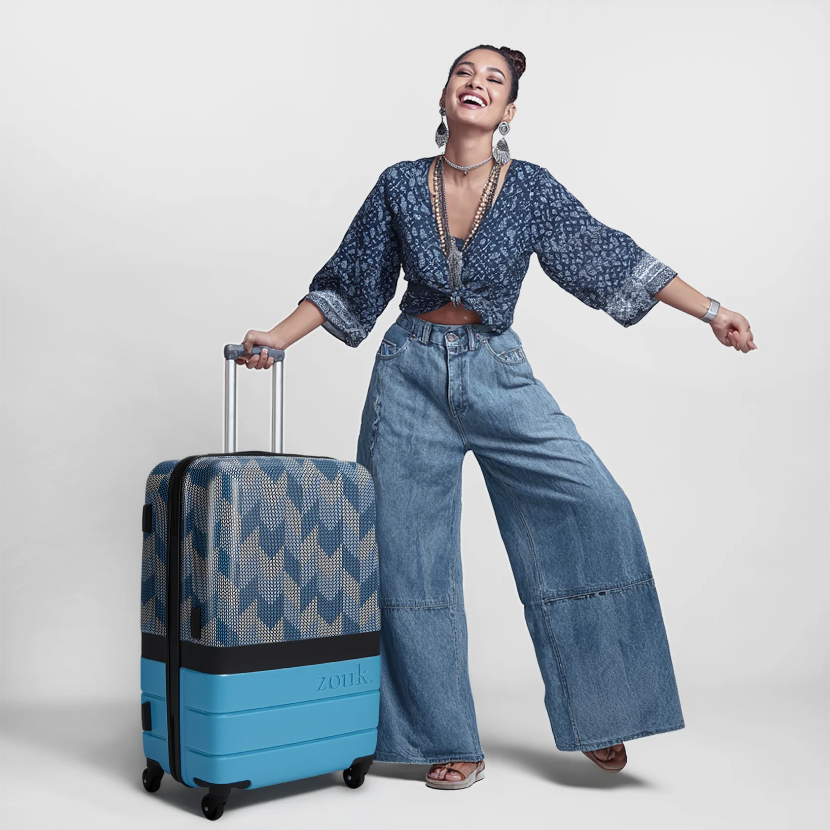 Himachal Chevron Blue Raahi Trolley Bag Combo - Image 3