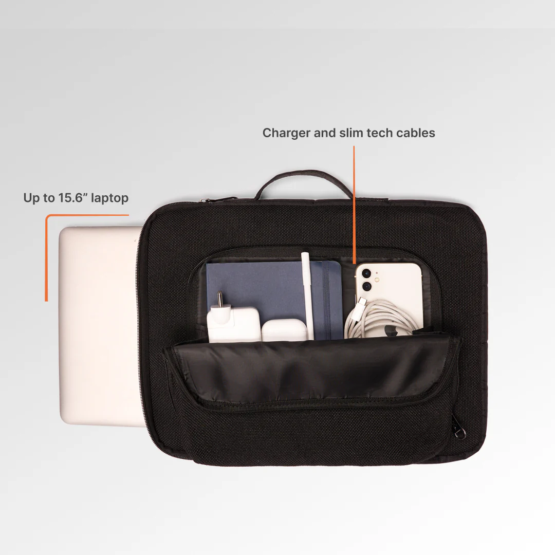 Jet Black Signature Laptop Sleeve - 16inch (Black) - Image 6