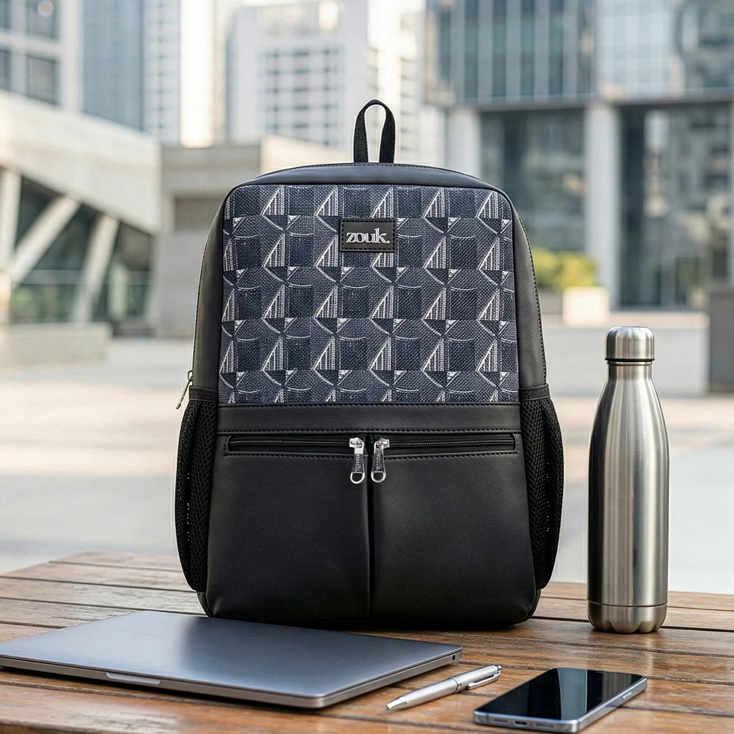 Kochi Carbon Office Backpack - Image 2