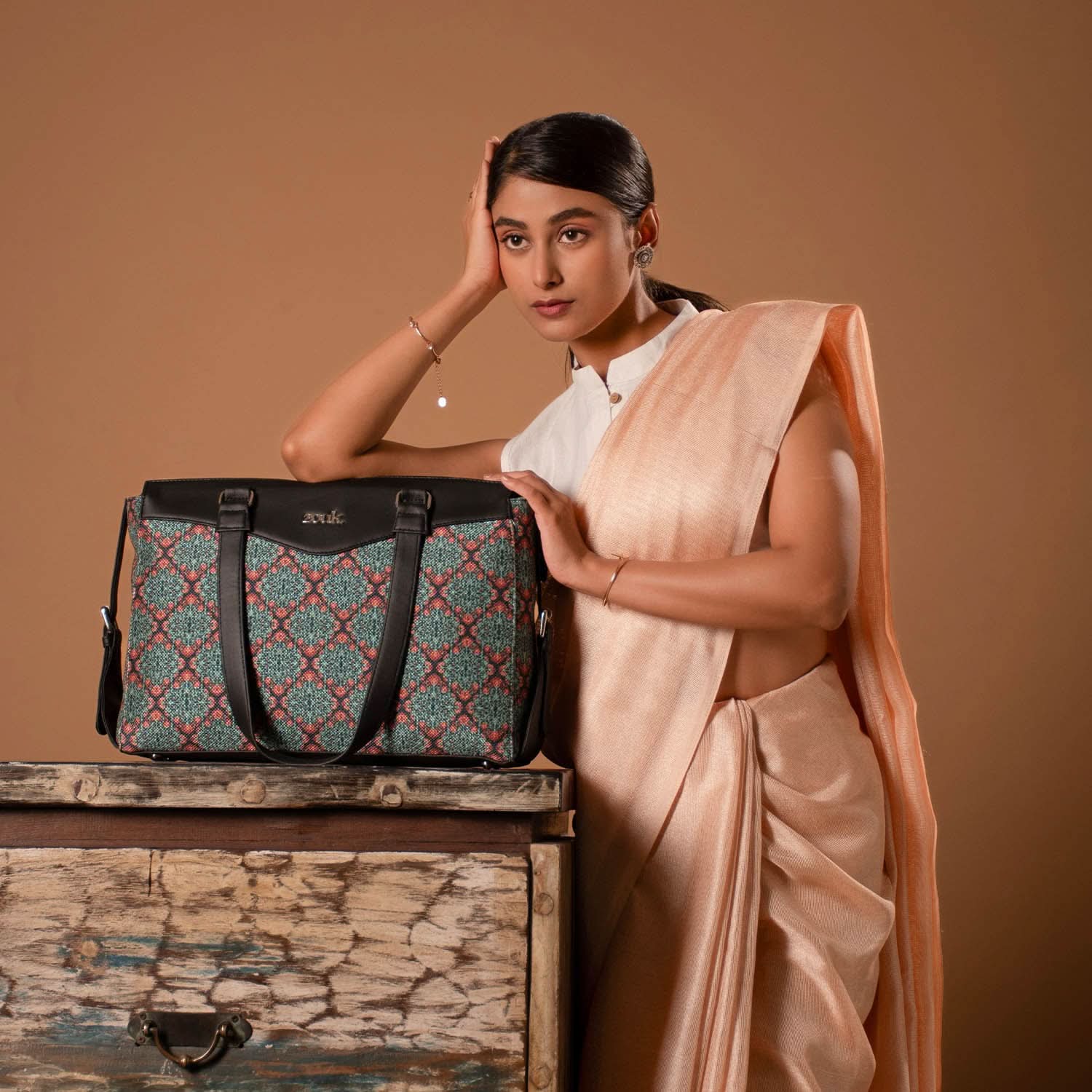 Kolkata Nouveau Women's Work Bag - Image 2