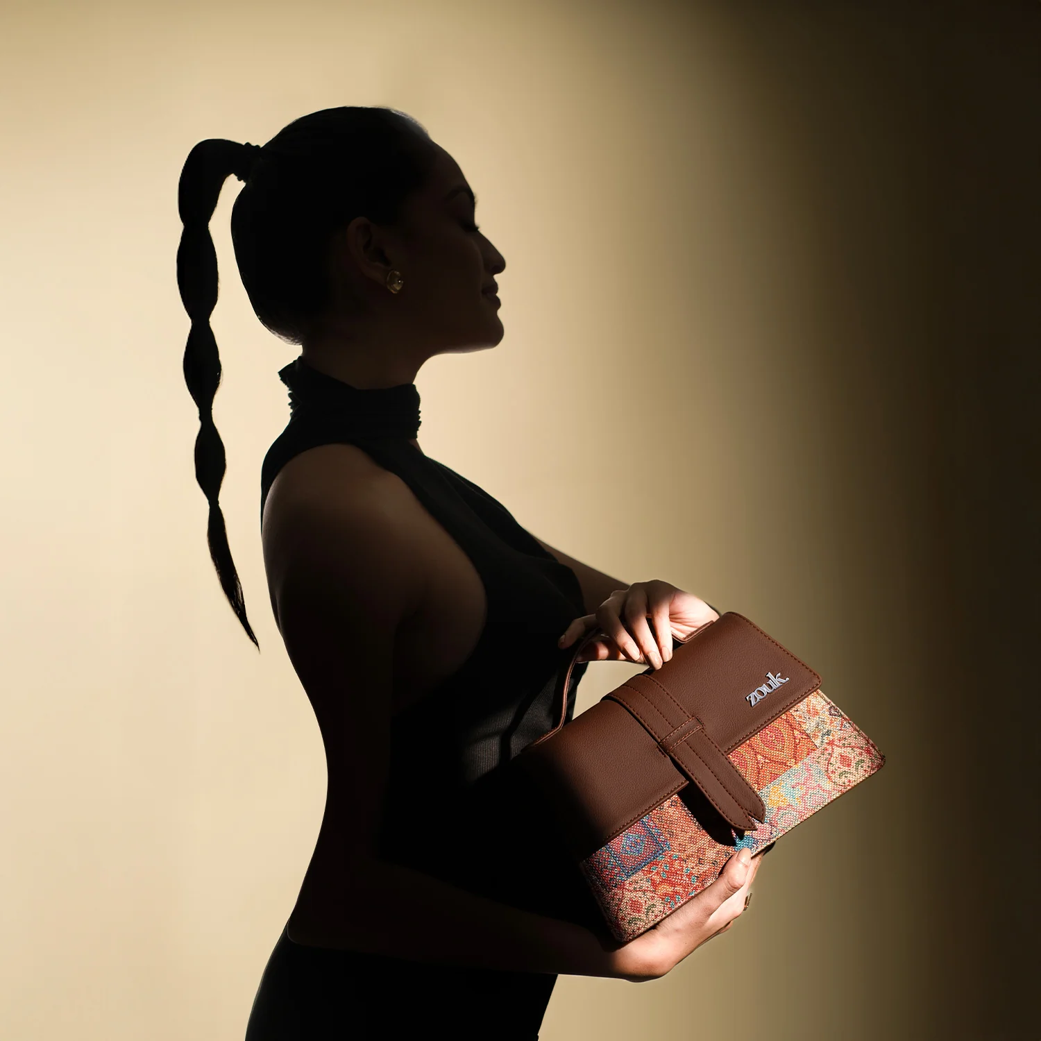 Kutch Gamthi Iconic Evening Satchel - Image 3