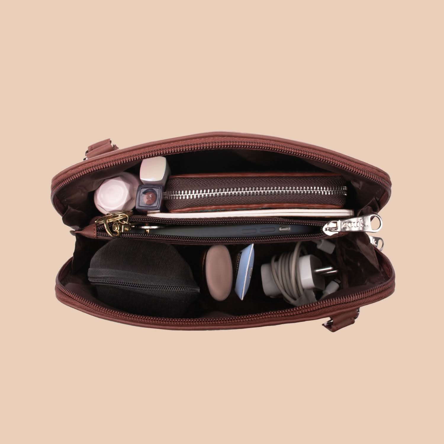FloMotif OOO Sling Bag - Image 7
