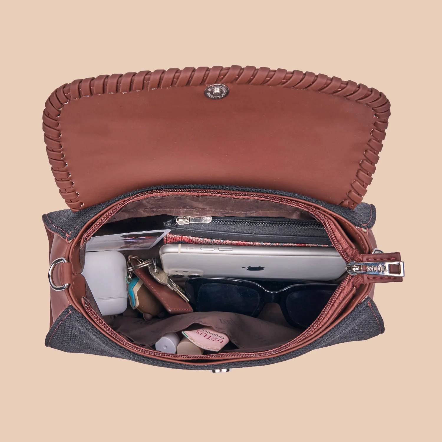 Saisha Sling Bag - Carter Checks - Image 5