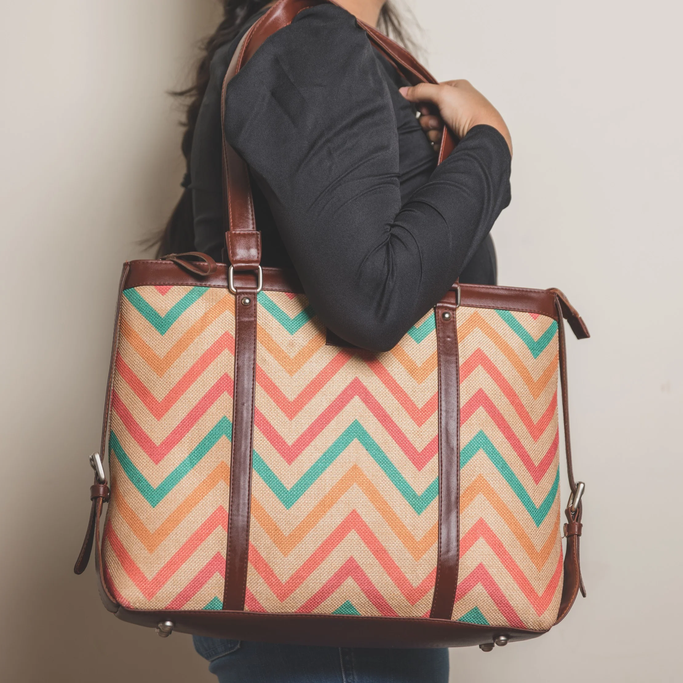 WavBeach & Jaipur Fresco - Office Bag & U-Shaped Sling Bag Combo - Image 3
